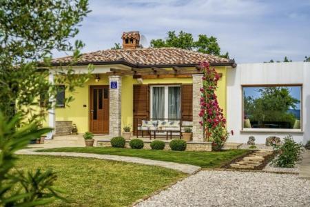 Mila Holiday home